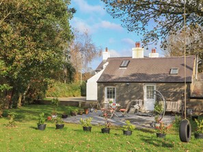 Property grounds - Glan Aber (Amlwch)