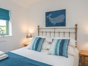 Cottage | Interior - Mynydd Parys (Llanfairpwllgwyngyll)