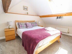 Stuga | 3 sovrum, individuell inredning, unika möbler och gratis wi-fi