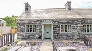Cottage | Exterior