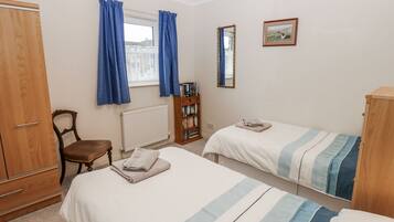 Cottage | 3 bedrooms, free WiFi, individually decorated, individually furnished