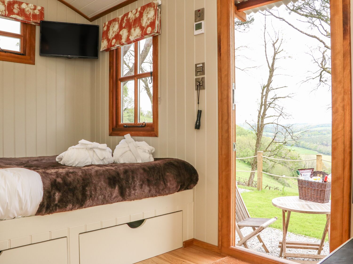 Cottage | 1 phòng ngủ, trang trí khác biệt 