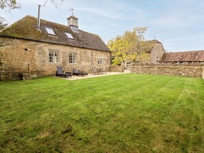 Cottage | Interior - The Clock Tower (Cirencester)