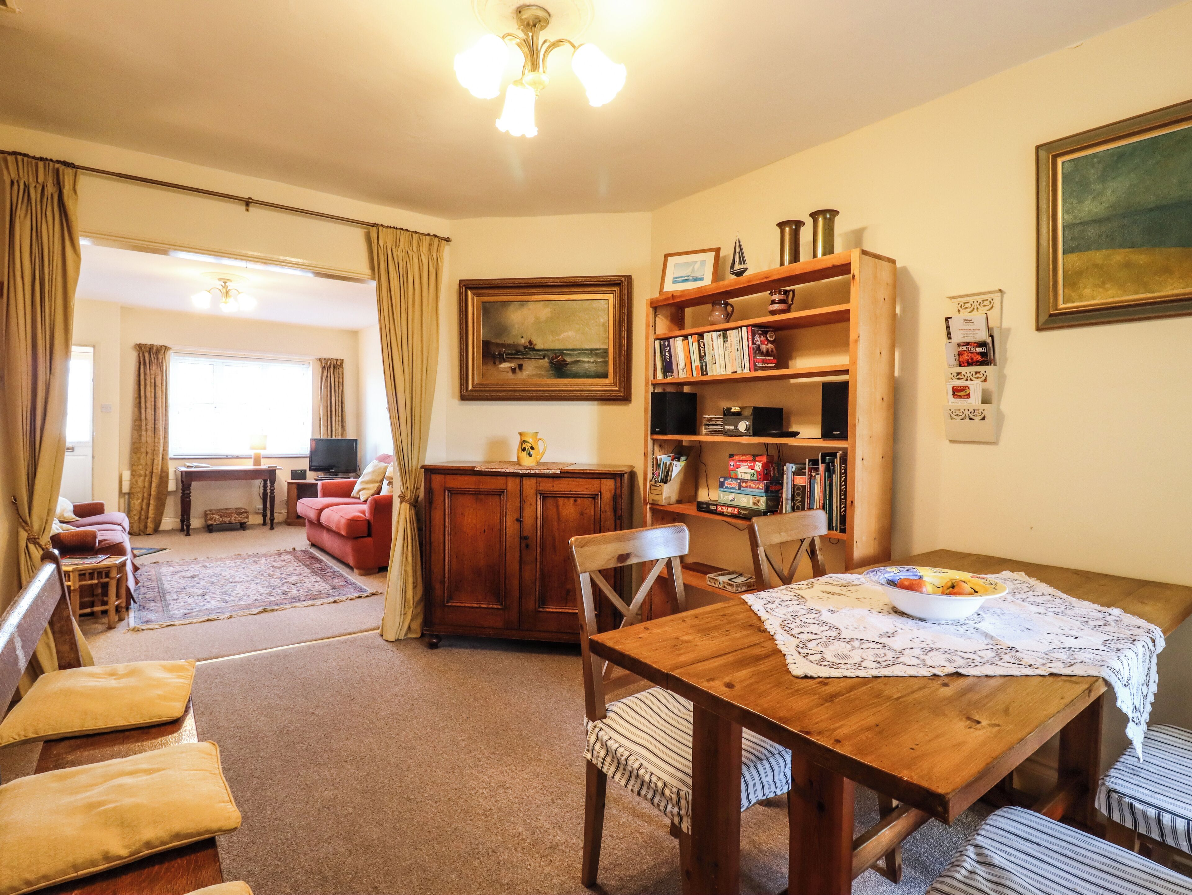 Cottage | Interior