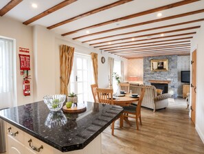 Cottage | Interior