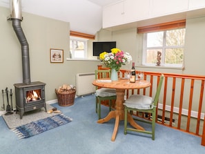 Cottage | Interior