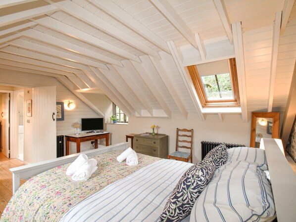 Mökki | 2 makuuhuonetta, yksilöllisesti sisustettu, yksilöllisesti kalustettu