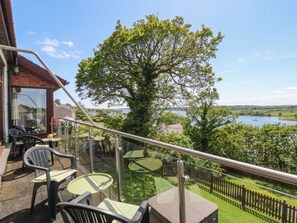 Cottage | Interior - Gwylan Uchaf (Y Felinheli)