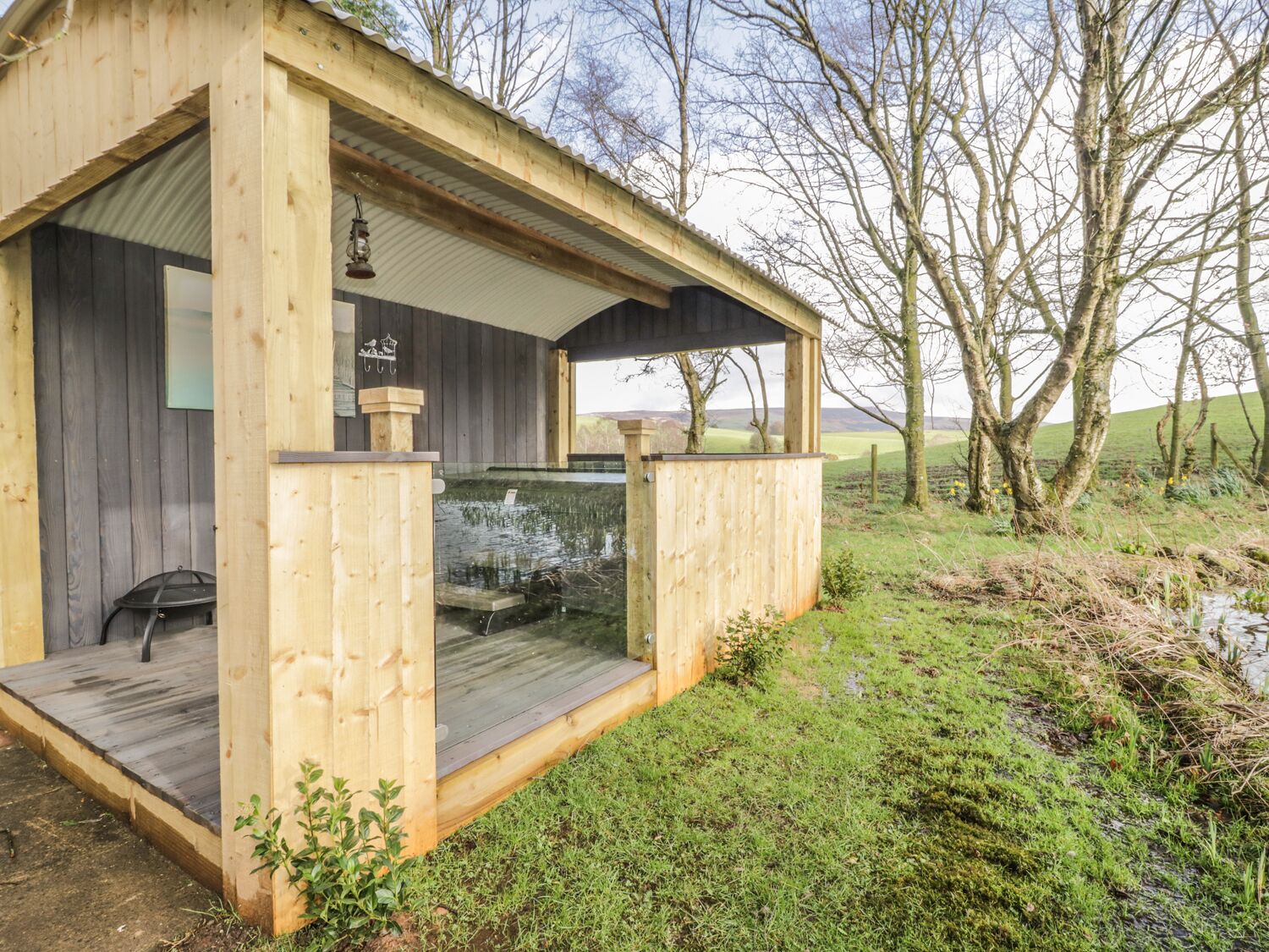 Cottage | Bồn tắm spa ngoài trời