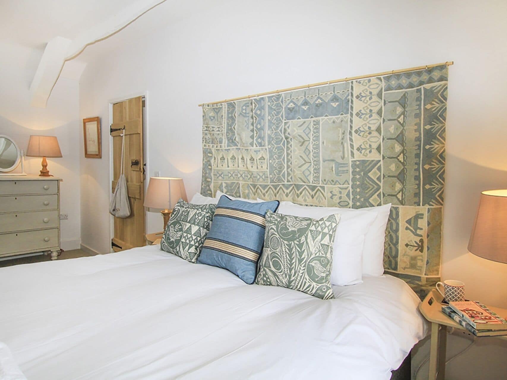 Cottage | 3 bedrooms, individually decorated, individually furnished, free WiFi