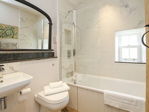 Bathroom - Ty Mawr Porthmadog (Porthmadog)