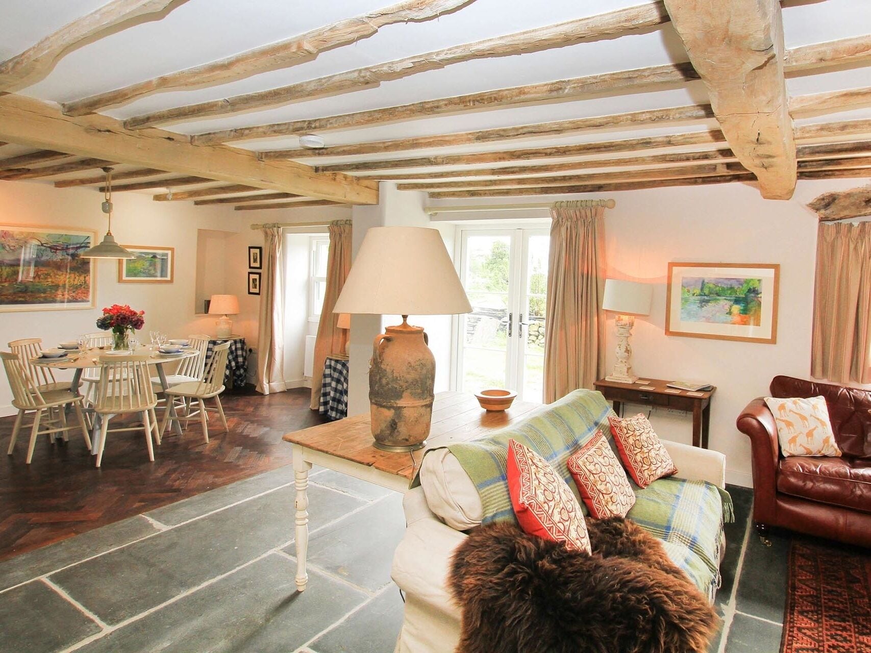 Cottage | Living area