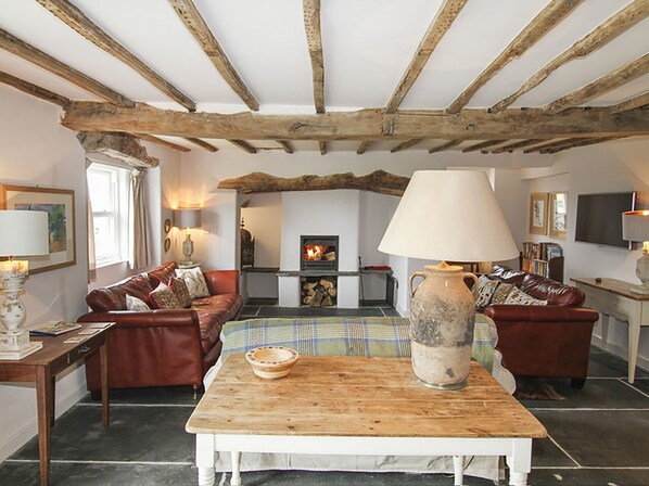 Småhus | Oppholdsrom | TV