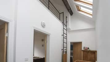 3 bedrooms, individually decorated, individually furnished, free WiFi
