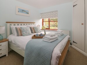 Cottage | 2 bedrooms, individually decorated, individually furnished, free WiFi - Erin Cottage (Looe)
