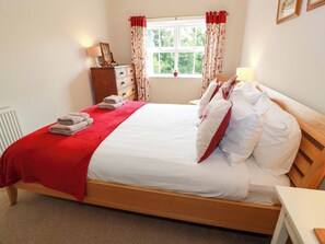 Cottage | 3 bedrooms, individually decorated, individually furnished, free WiFi - Cairnhill (Girvan)