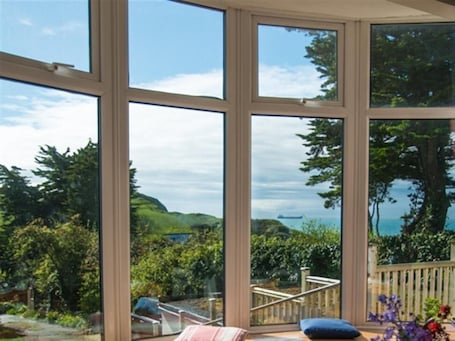 Cottage | Interior. Waterson