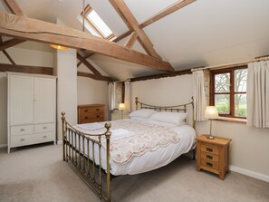 Cottage | 2 bedrooms, individually decorated, individually furnished, free WiFi - The Granary (Hereford)