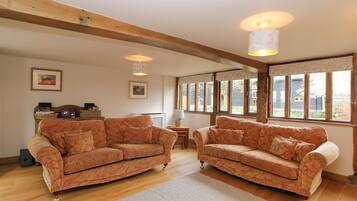 Cottage | Living room