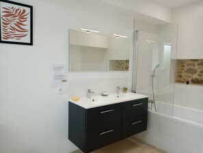 Bathroom - La Gurlanne (Lasseran)