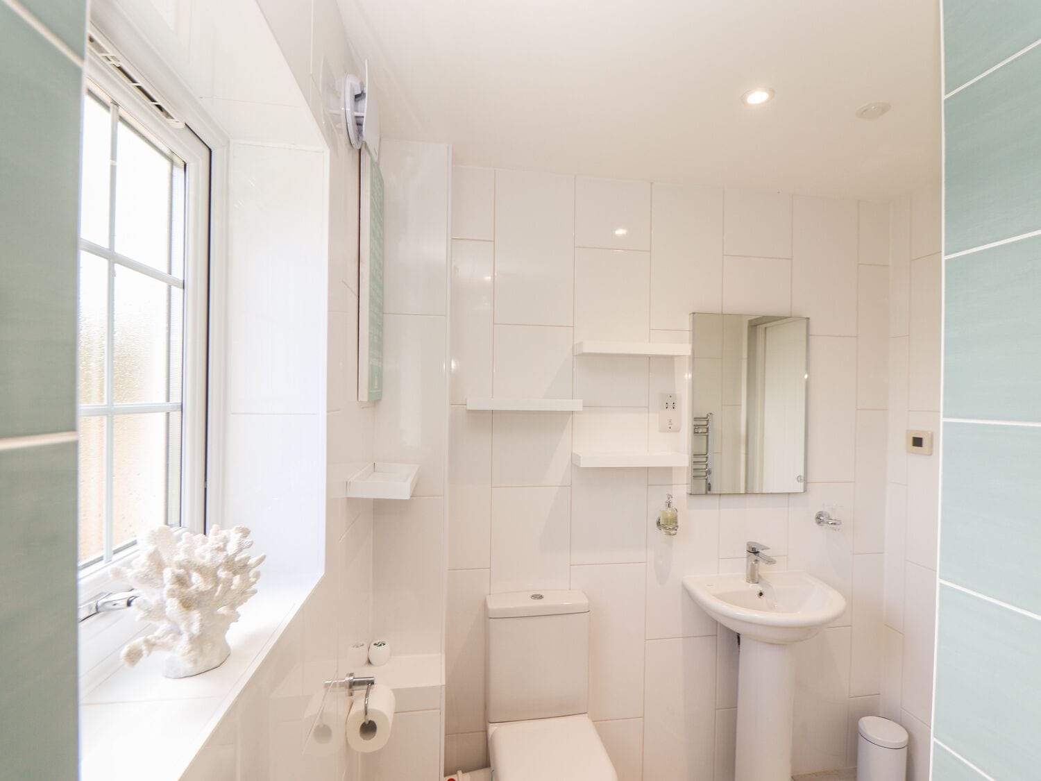 Cottage | Bathroom | Shower