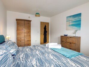 2 habitaciones, decoración personalizada y muebles diferentes