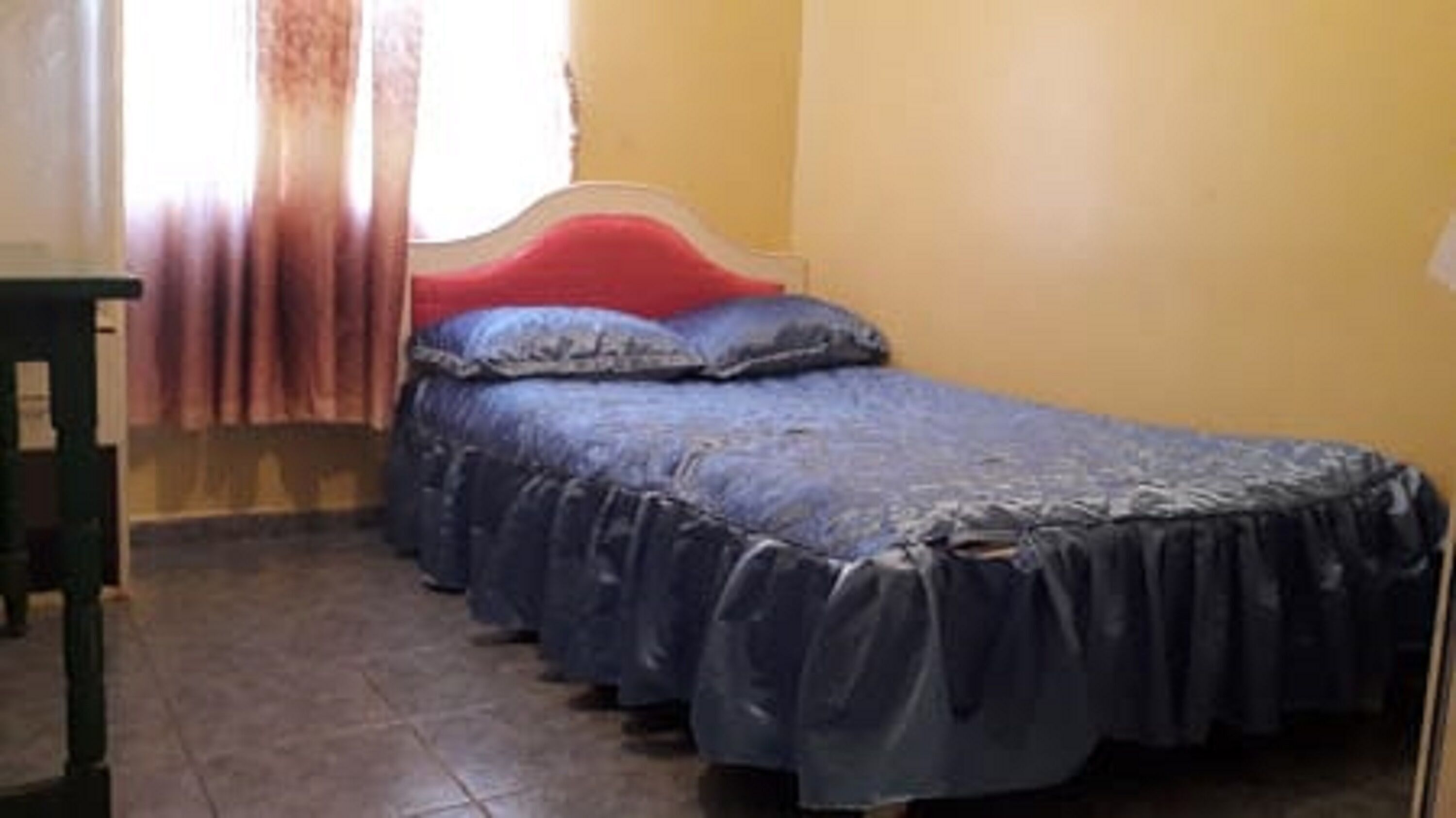 Memory foam beds, desk, blackout drapes, free WiFi