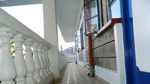 تفاصيل الفندق من الخارج