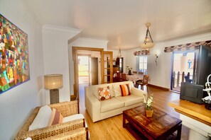 TV, videospill og DVD-spiller