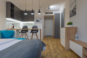 Apartment, 1 King Bed | Living area | 42-inch Smart TV with digital channels, Netflix, streaming services - Native Apartments Augustiańska 24 (Kraków)