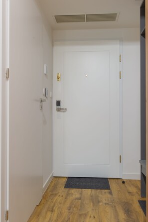 Apartment, 1 King Bed | Living area | 42-inch Smart TV with digital channels, Netflix, streaming services - Native Apartments Augustiańska 24 (Kraków)