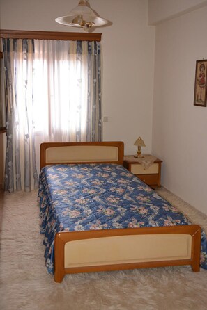Nhà | 3 phòng ngủ, trang bị nội thất với thiết kế riêng biệt 