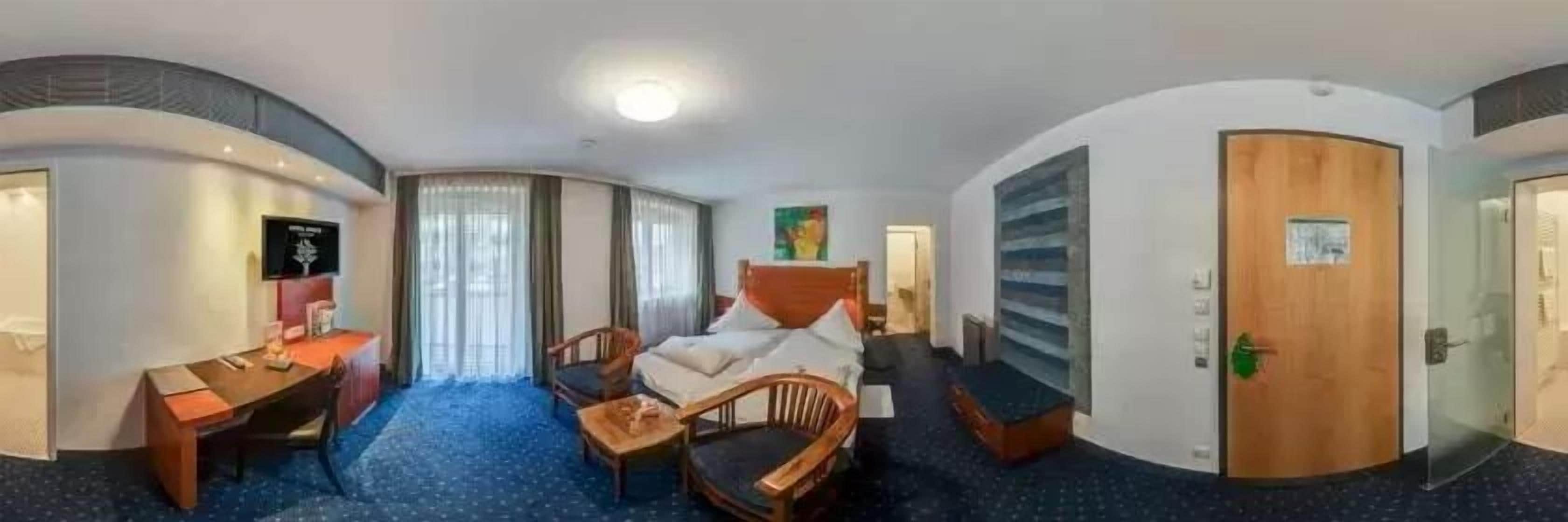 minibar, in-room safe, desk, blackout curtains