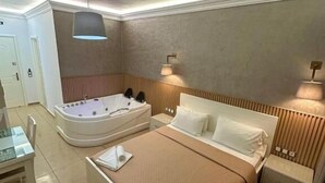 Chambre Double Deluxe, bain à remous, vue mer