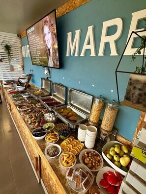 Tägliches inbegriffenes Frühstücksbuffet