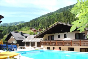 Piscine extérieure
