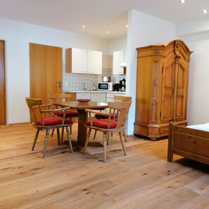 تناول الطعام