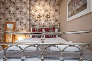 Premium bedding - The Kincaple Garden Flat Free Parking (St. Andrews)