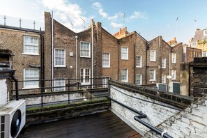 Deluxe Apartment, 4 Bedrooms | Terrace/patio