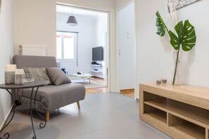 Apartment | Living area - Newly Renovated Stylish Urban Flat (Athens)