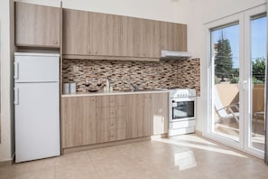 아파트 | 전용 주방 | 대용량 냉장고, 오븐, 쿡탑, 조리 도구/접시/주방 기구