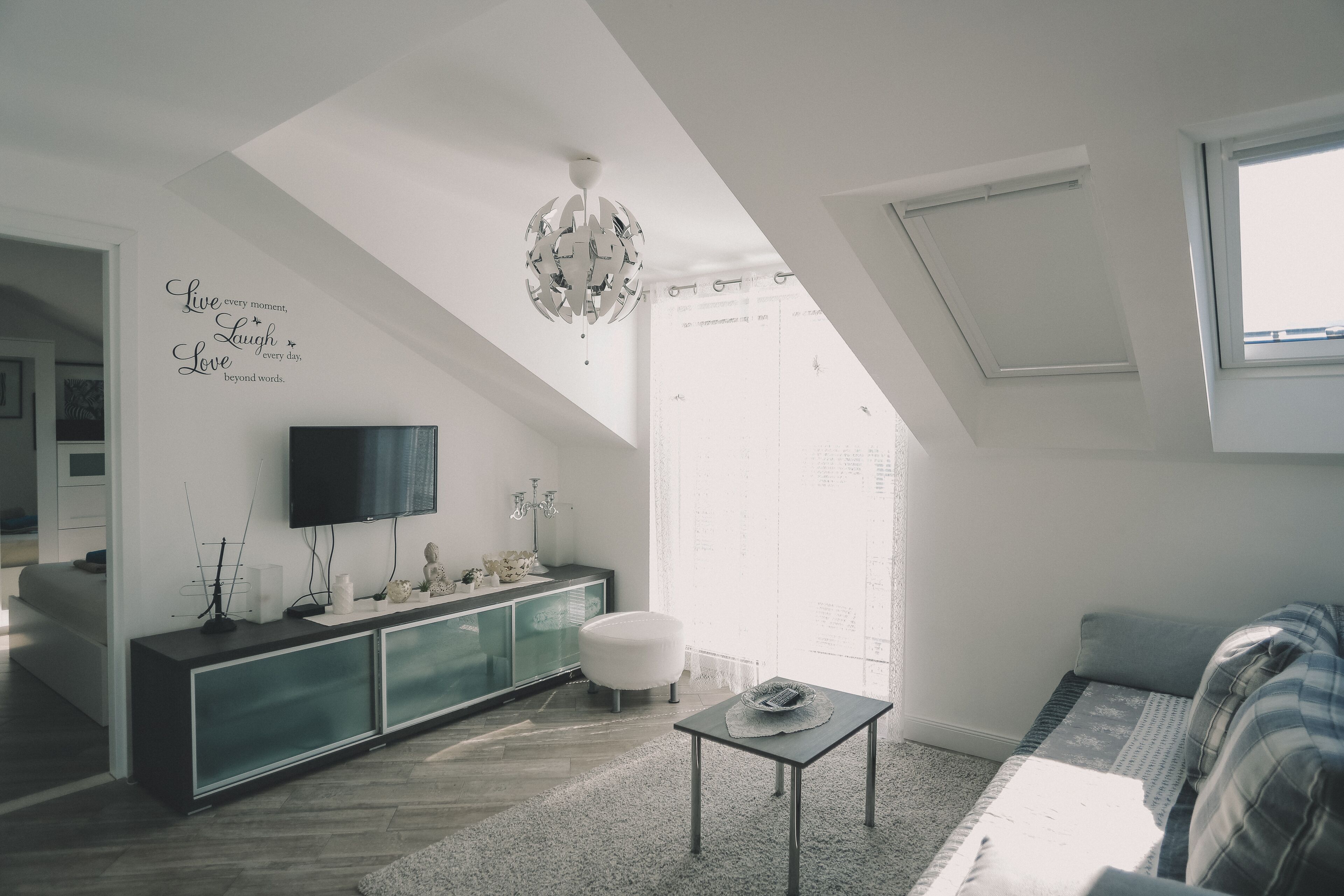 Apartment, 2 Bedrooms, Pool Access | Living room | Flat-screen TV