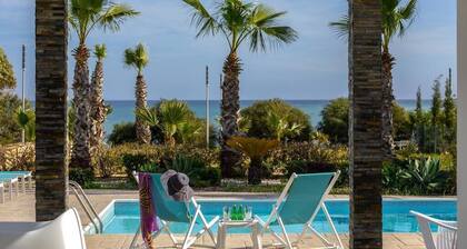 A Truly Spectacular First-Line Sea Front Villa in the beautiful village of Pervolia