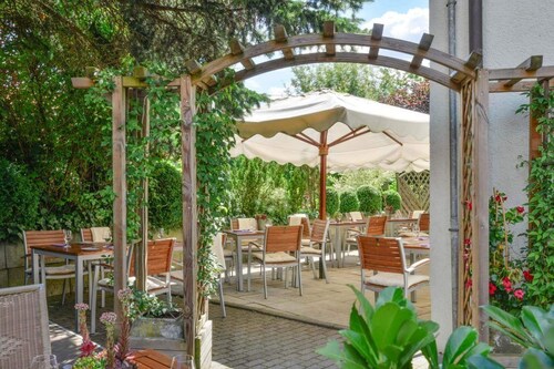 Mayers Waldhorn Hotel