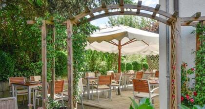 Mayers Waldhorn Hotel