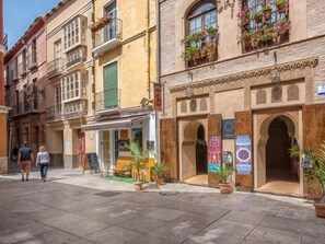 Exterior - El Oasis de los Mártires (Málaga)