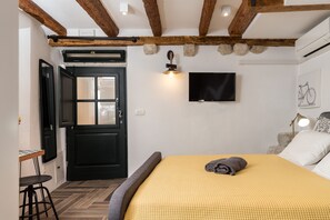 Studio, rez-de-chaussée