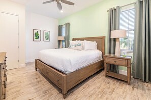 2 slaapkamers, een kluis op de kamer, een strijkplank/strijkijzer