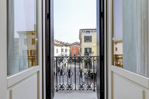 Pemandangan kota dari properti