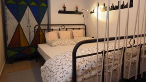 Apartment - Psirri Artistic Rooftop Apartment with Acropolis View (Athens)